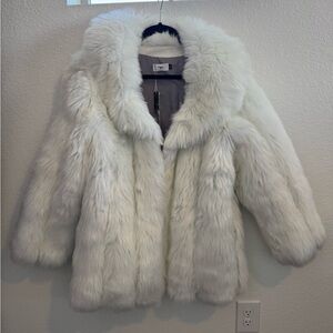 Elegant White Faux Fur Coat NWT